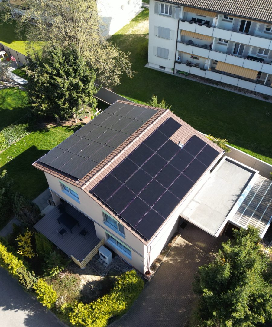 Einfamilienhaus mit Photovoltaik-Anlage von HSW-Solartechnik in Zuchwil